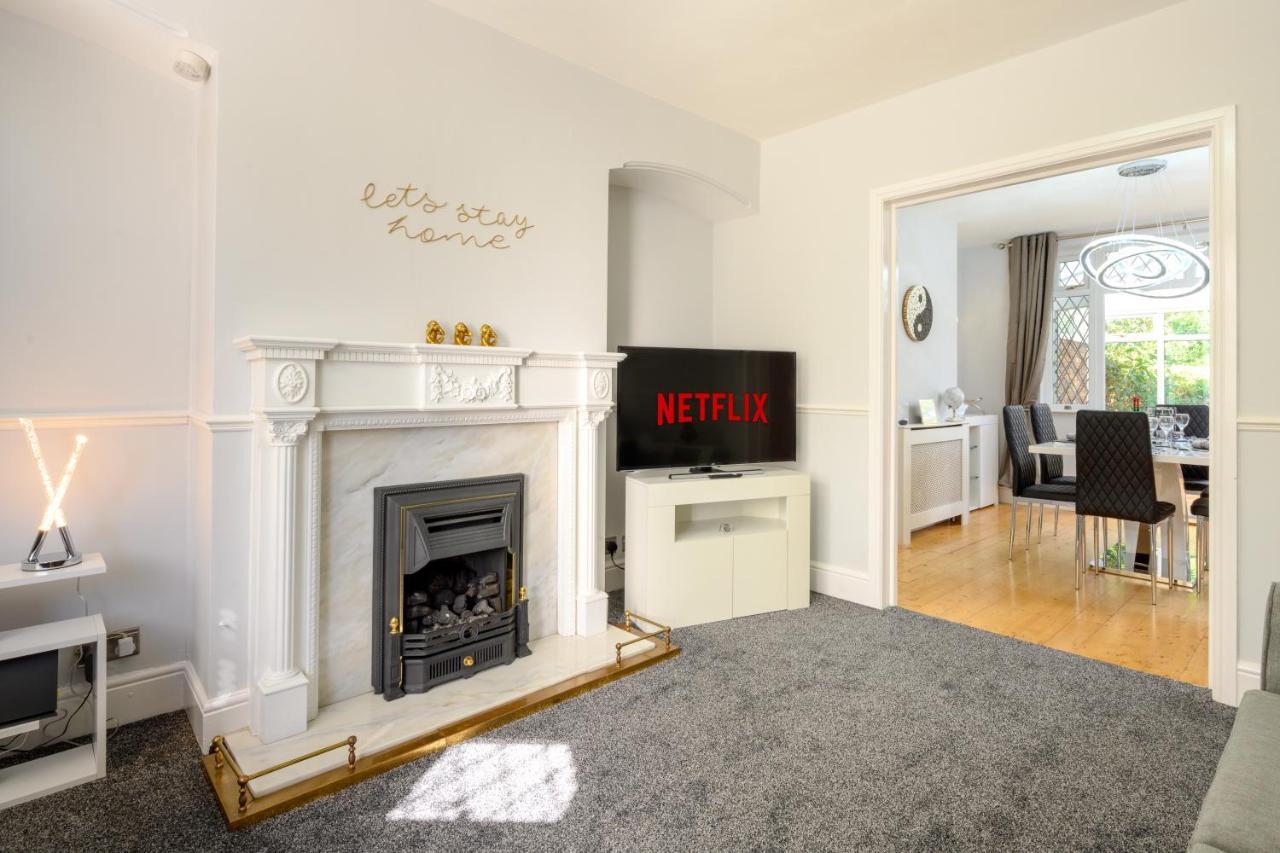 Mulberry House - Luxurious And Modern 4-Bed In Solihull Near Nec,Jlr, Airport, Resorts World, Hs2 Exterior foto