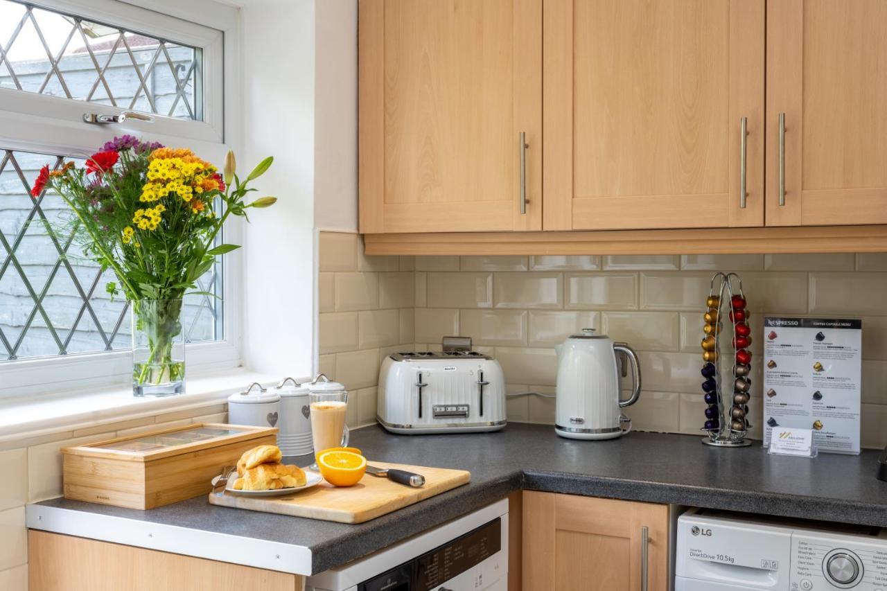 Mulberry House - Luxurious And Modern 4-Bed In Solihull Near Nec,Jlr, Airport, Resorts World, Hs2 Exterior foto