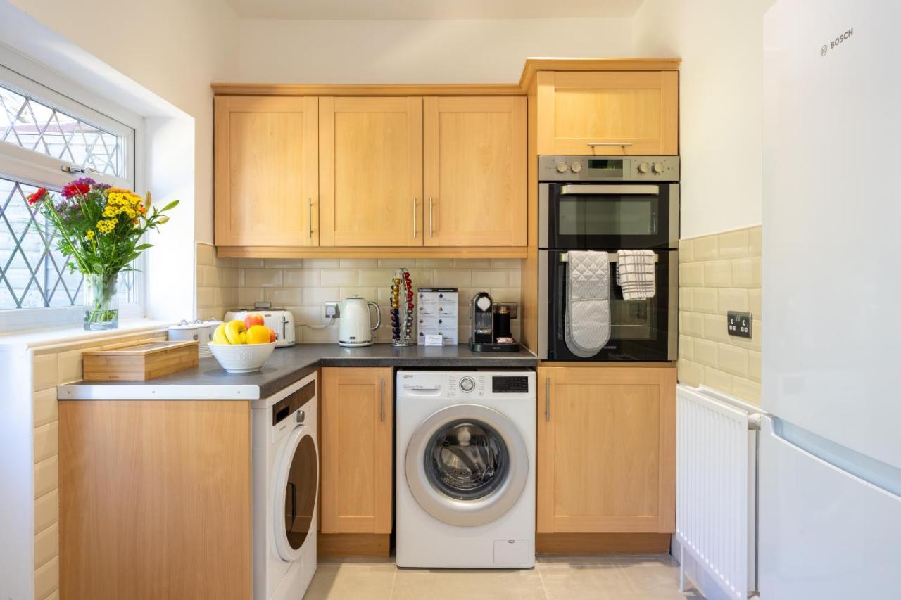 Mulberry House - Luxurious And Modern 4-Bed In Solihull Near Nec,Jlr, Airport, Resorts World, Hs2 Exterior foto