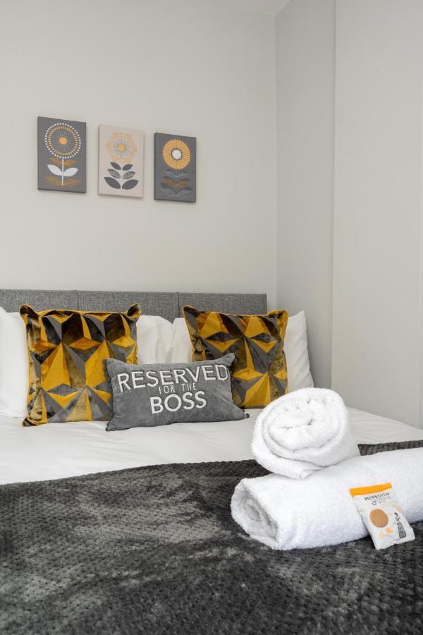 Mulberry House - Luxurious And Modern 4-Bed In Solihull Near Nec,Jlr, Airport, Resorts World, Hs2 Exterior foto